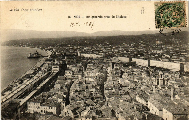 Carte postale ancienne Nice - Vue générale prise du Chateau à Nice