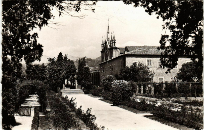 Carte postale ancienne Le Cote d'Azur - Nice - Jardin du Monastére de Cimiez à Nice