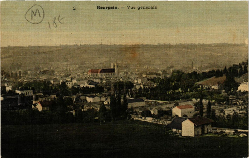 Carte postale ancienne Bourgoin - Vue générale