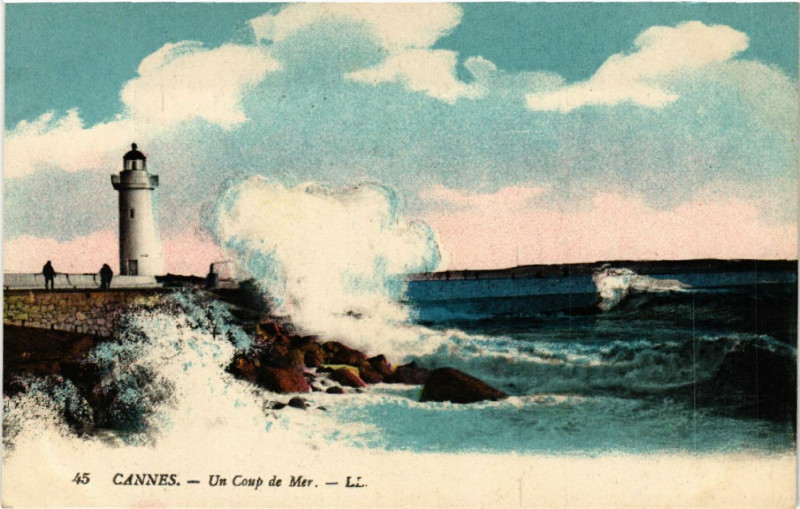 Carte postale ancienne Cannes - Un Coup de Mer à Cannes