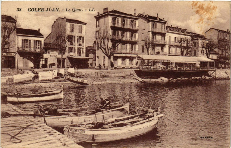 Carte postale ancienne Golfe-Juan - Le Quai
