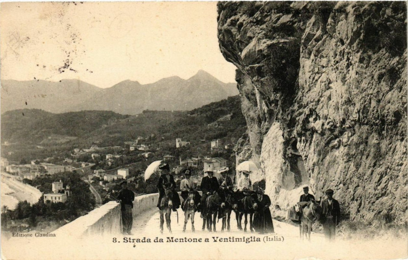 Carte postale ancienne Strada da Menton e a Ventimiglia. Italia à Menton