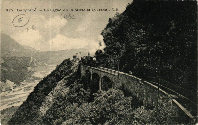 Carte postale ancienne La Ligne de La Mure et le Drac - Dauphiné à La Mure