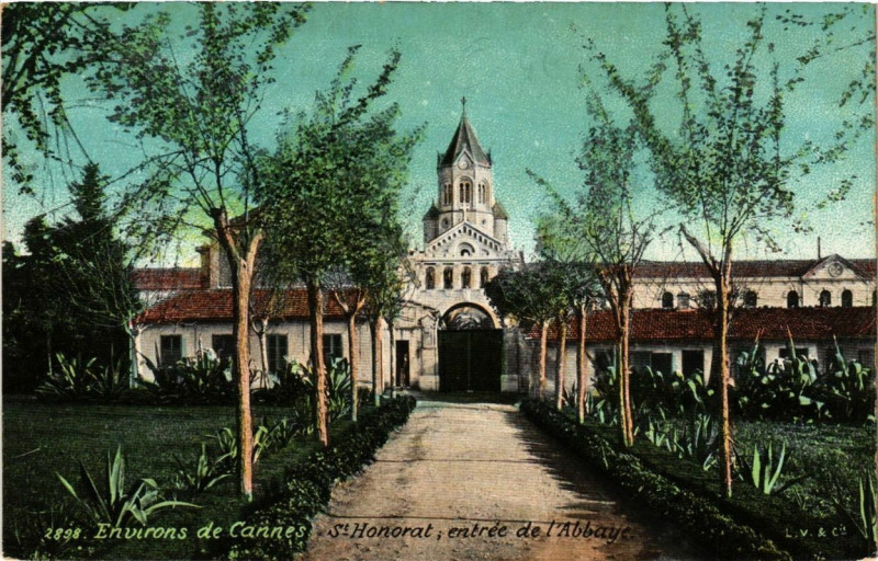 Carte postale ancienne Saint-Honorat Entrée de l'Abbaye