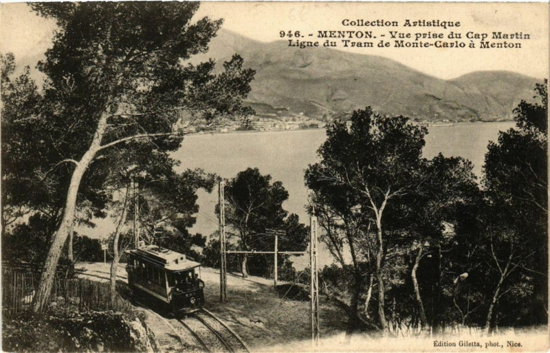 Carte postale ancienne Menton Vue prise du Cap-Martin à Menton