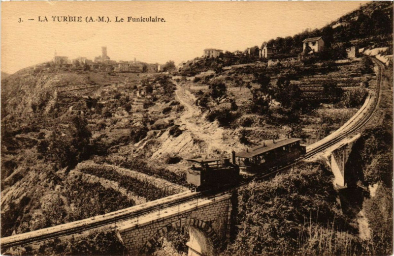 Carte postale ancienne La Turbie Le Funiculaire à La Turbie