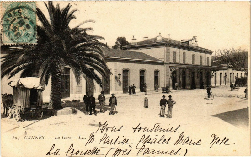 Carte postale ancienne Cannes La Gare à Cannes