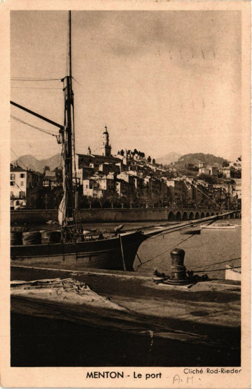 Carte postale ancienne Menton Le Port à Menton