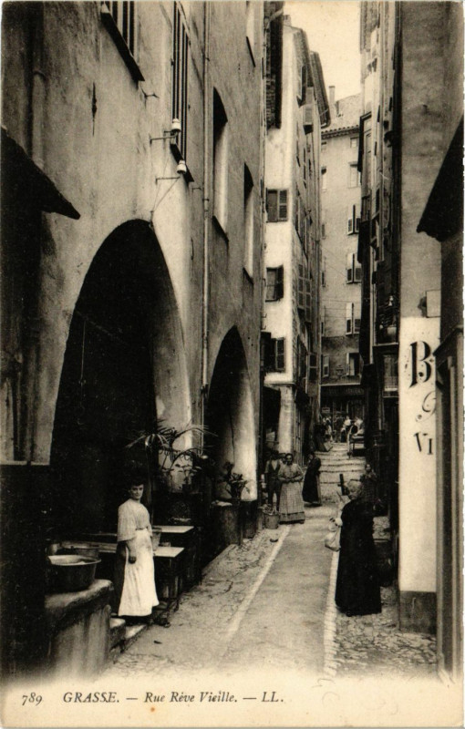 Carte postale ancienne Grasse Rue Reve Vieille à Grasse