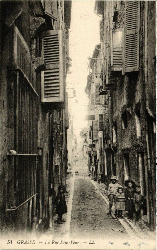 Carte postale ancienne Grasse La Rue Sans-Peur à Grasse