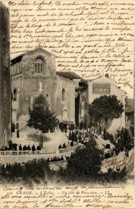Carte postale ancienne Grasse l'Eglise - Un jour de Procession à Grasse