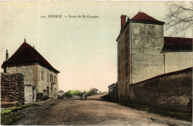 Carte postale ancienne Diemoz - Route de St-Georges à Diémoz