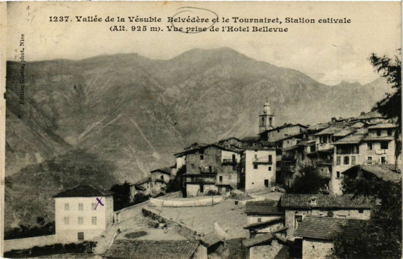 Carte postale ancienne Vallée de la Vesubie Belvedere et le Tournairet , Station Estivale à Belvédère