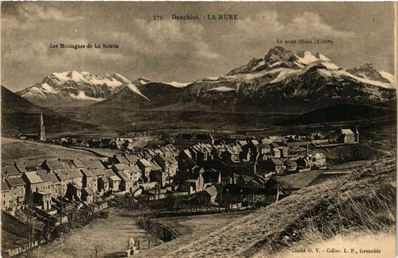 Carte postale ancienne Dauphiné - La Mure à La Mure
