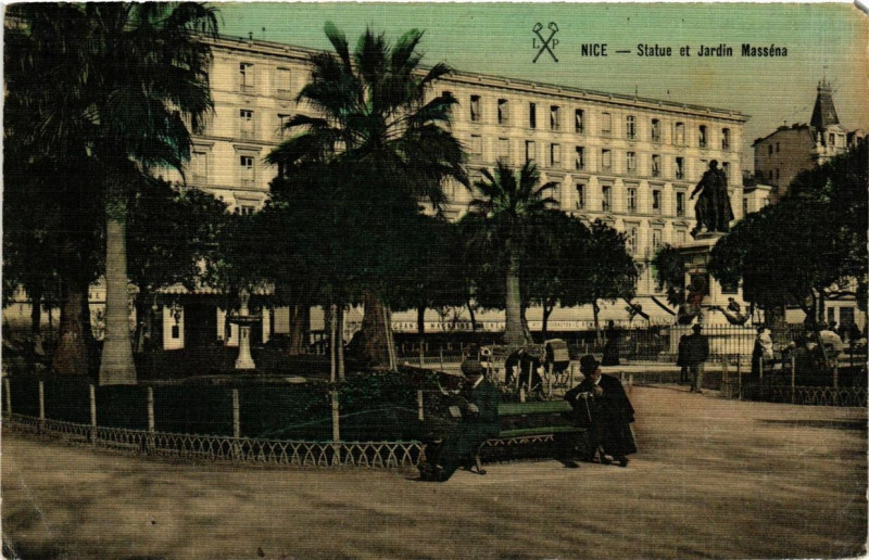 Carte postale ancienne Nice Statue et Jardin Massena à Nice