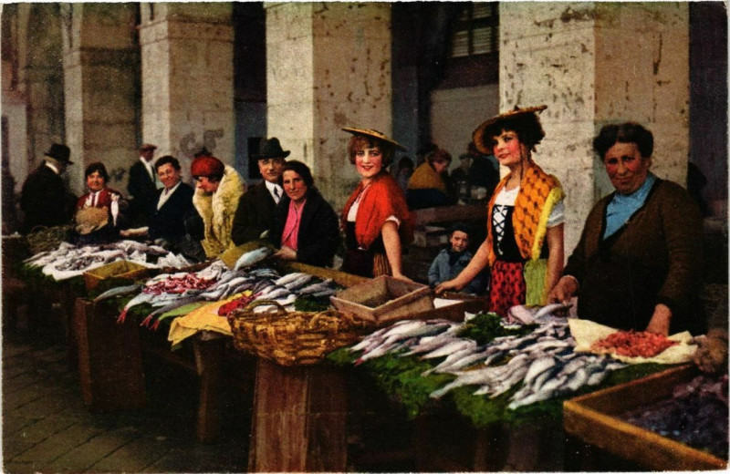 Carte postale ancienne Nice Les Poissonnieres au Marche à Nice