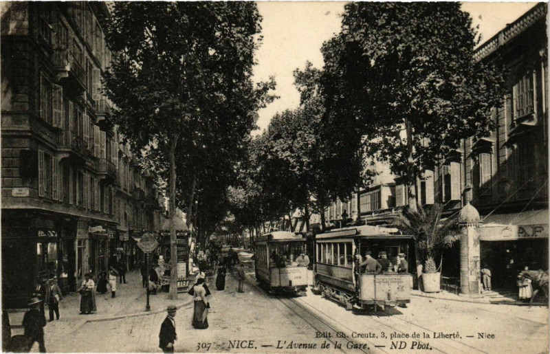 Carte postale ancienne Nice L'Avenue de la Gare à Nice