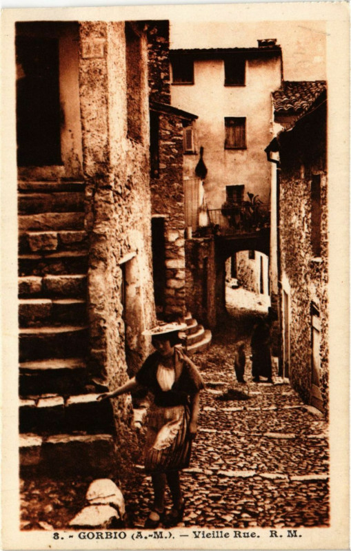 Carte postale ancienne Gorbio Vieille rue à Gorbio