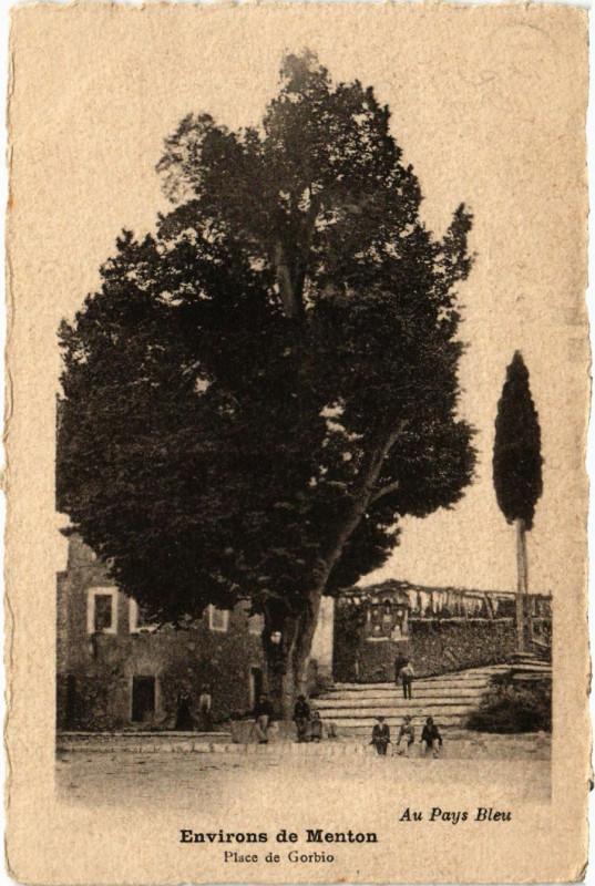Carte postale ancienne Environs de Menton Place de Gorbio à Menton