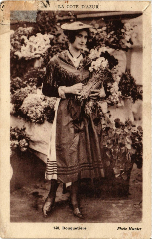 Carte postale ancienne Cote d'Azur Bouquetiere