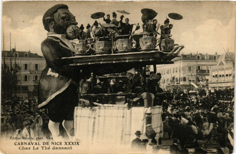 Carte postale ancienne Carnaval de Nice Xxxix Char de The dansant à Nice