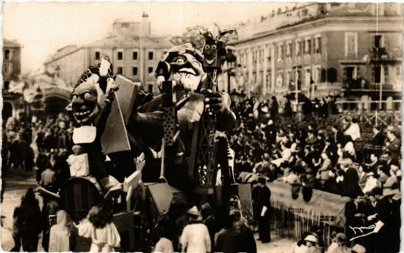 Carte postale ancienne Carnaval de Nice S.M. Carnaval Lxv à Nice
