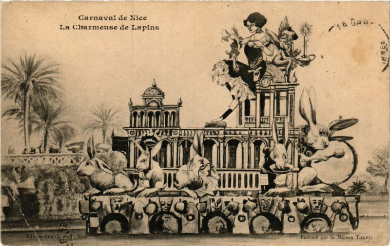 Carte postale ancienne Carnaval de Nice La Charmeuse de Lapins à Nice