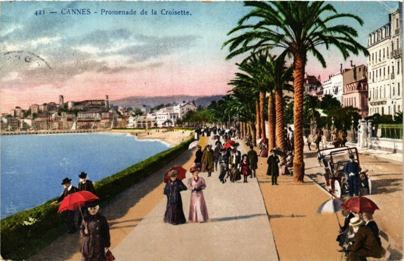 Carte postale ancienne Cannes La Promenade de la Croisette à Cannes
