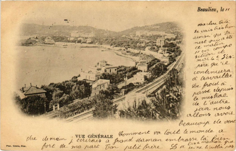 Carte postale ancienne Beaulieu-sur-Mer vue générale à Beaulieu-sur-Mer