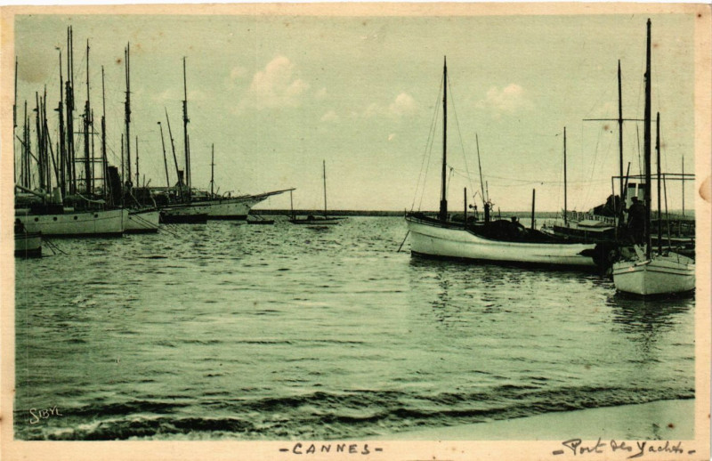 Carte postale ancienne Cannes - Port desYachts - Harbour of Yachts à Cannes