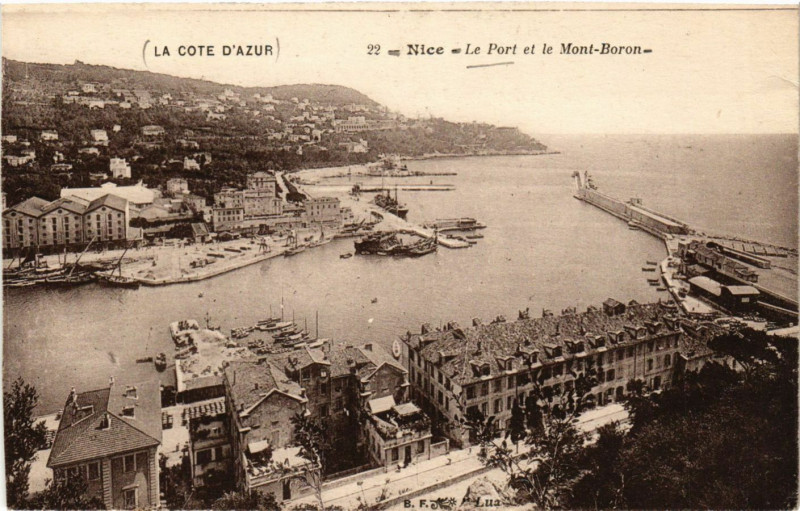 Carte postale ancienne La Cote d'Azur - Nice - Le Port et le Mont-Boron à Nice