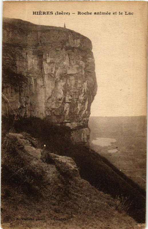 Carte postale ancienne Hieres - Roche animée et le Lac à Roche