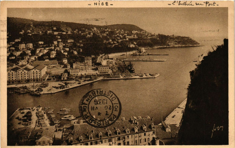 Carte postale ancienne Nice - Entrée du Port et Mont-Boron à Nice