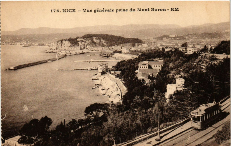 Carte postale ancienne Nice - Vue générale prise du Mont Boron à Nice