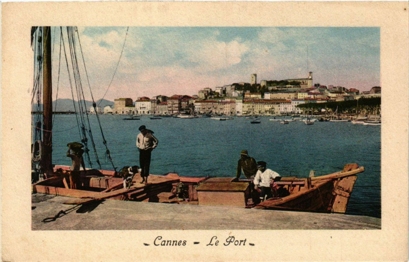 Carte postale ancienne Cannes - Le Port à Cannes