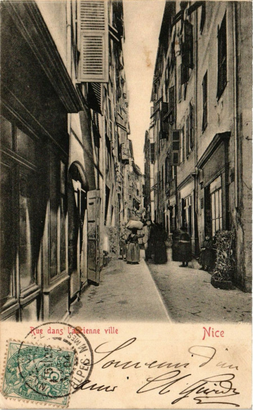 Carte postale ancienne Rue dans L'ancienne Ville - Nice à Nice