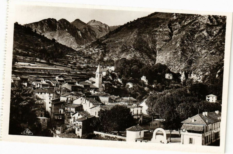 Carte postale ancienne Le Moulinet - Vue générale à Moulinet
