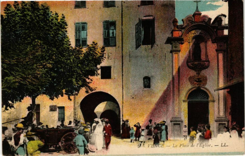 Carte postale ancienne Vence - Place de l'Eglise à Vence