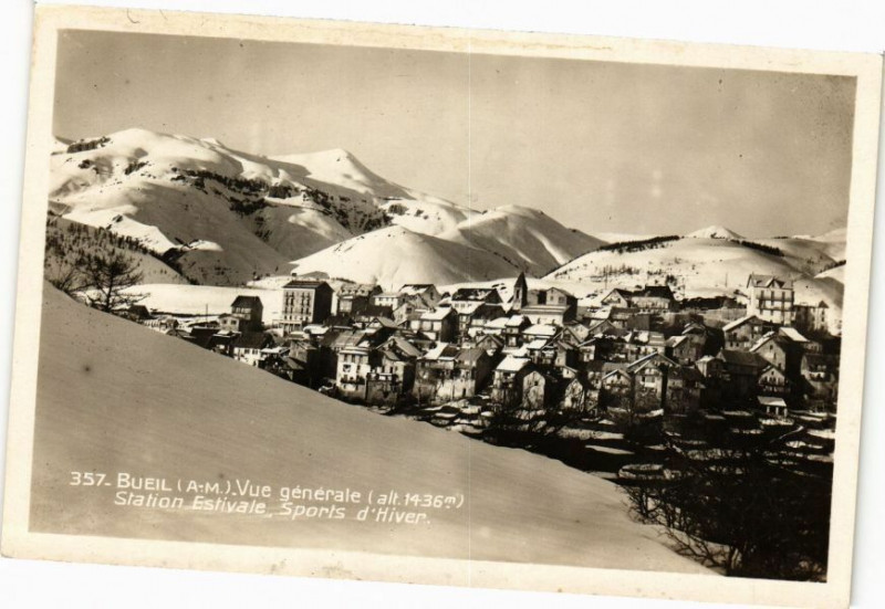 Carte postale ancienne Bueil - Vue générale