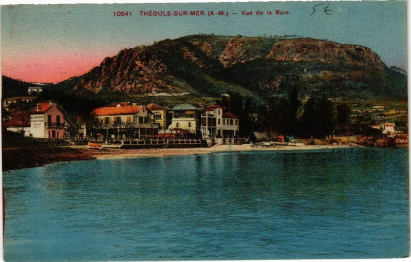 Carte postale ancienne Theoule -sur-Mer-Vue de la Baie