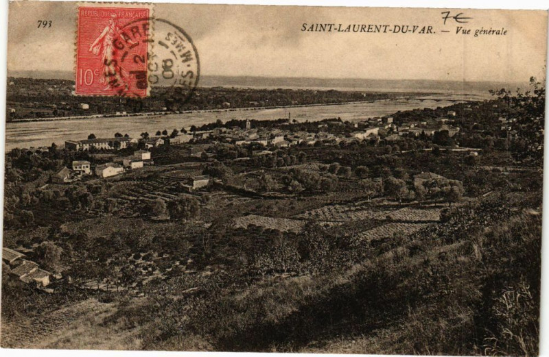 Carte postale ancienne Saint-Laurent-du-Var -Vue générale à Saint-Laurent-du-Var