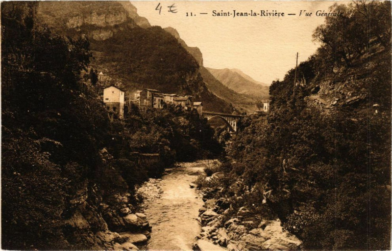 Carte postale ancienne Saint-Jean -la-Riviére-Vue Générale