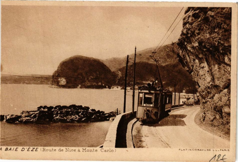 Carte postale ancienne La Baie d'Eze-Route de Nice a Monte-Carlo à Nice
