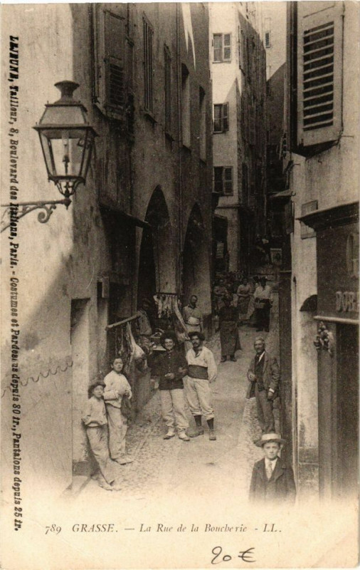 Carte postale ancienne Grasse -La Rue de la Boucherie à Grasse