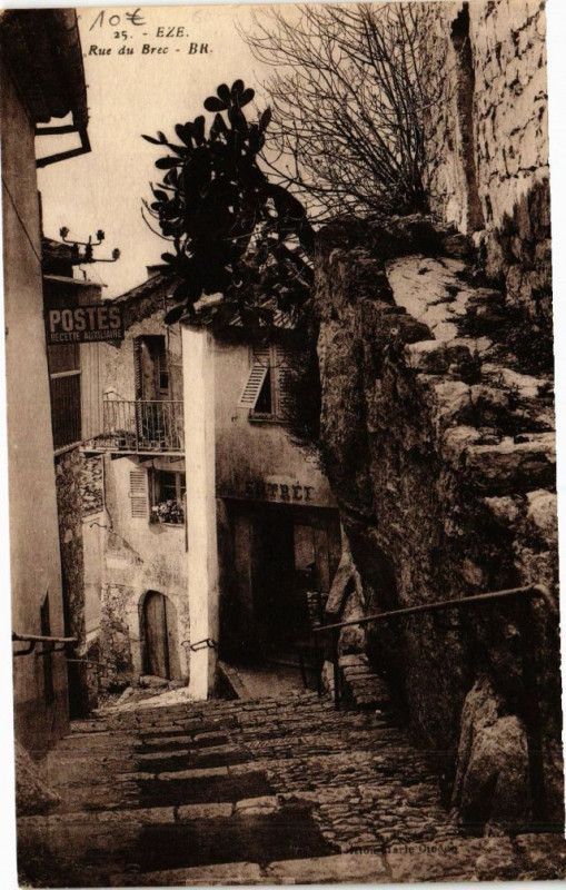 Carte postale ancienne Eze Rue du Brec à Èze