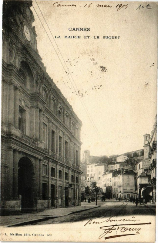 Carte postale ancienne Cannes La Mairie et le Suquet à Cannes