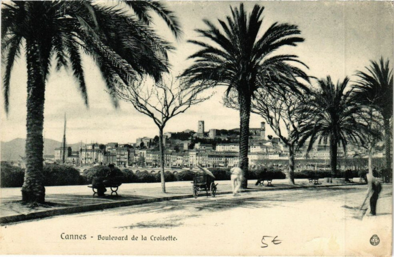 Carte postale ancienne Cannes Boulevard de la Croisette à Cannes