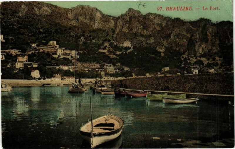 Carte postale ancienne Beaulieu Le Port