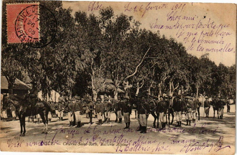 Carte postale ancienne Nice - Caserne saint roch à Nice