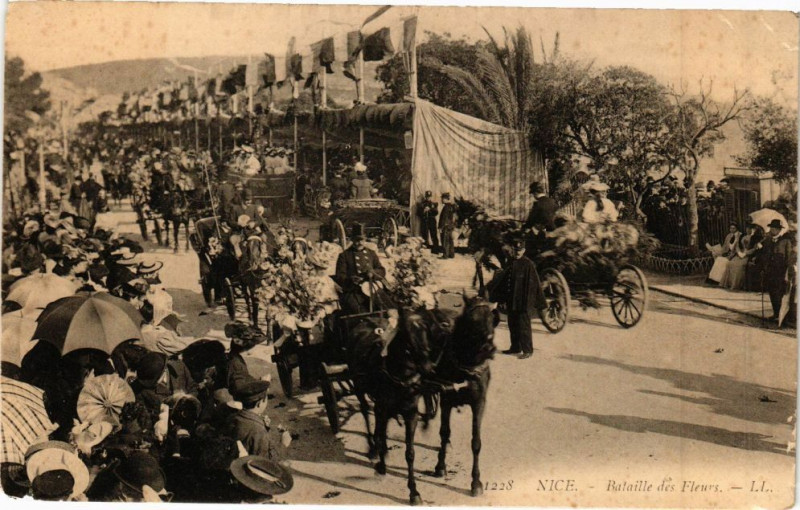 Carte postale ancienne Nice - Bataille Des Fleurs à Nice